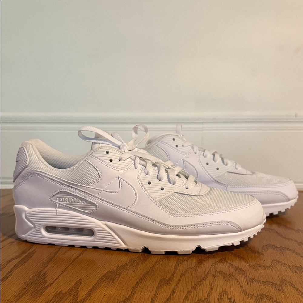 Nike Air Max 90.   New WO Box.  Size: 15